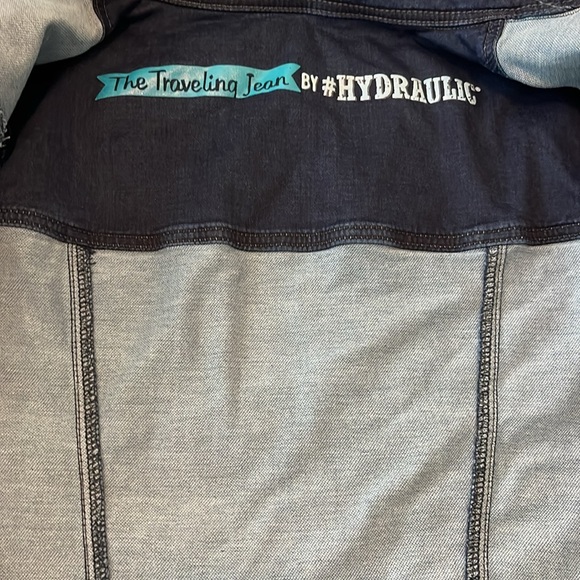 Denim jean jacket - Picture 5 of 13